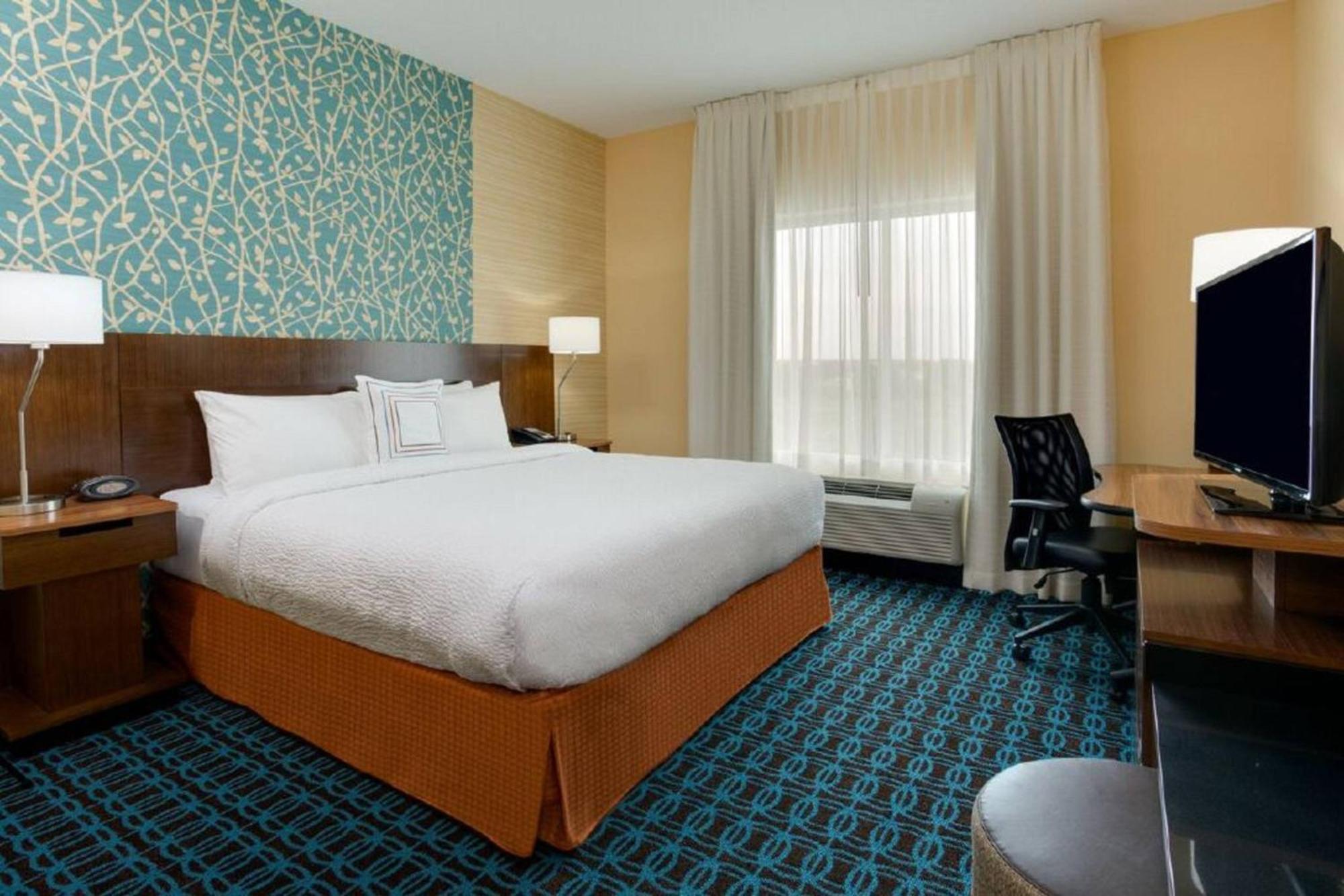 Fairfield Inn & Suites By Marriott Fort Lauderdale Pembroke Pines Exterior photo